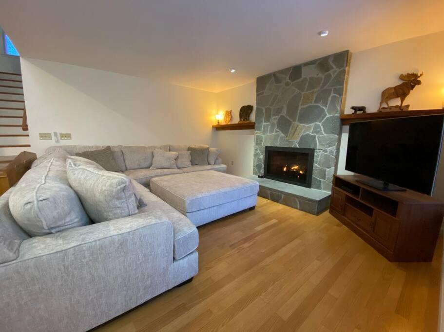 Beautiful Spacious Home W/ Game Room. Gilford Zewnętrze zdjęcie